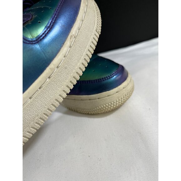 Nike Air Force 1 Boy's Blue Holographic Low Top Sneakers Size 5Y SKU 6115 - Picture 8 of 8